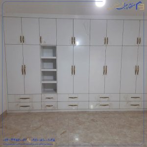 کمد از جنس بدنه ام دی اف و ردیه کار هایگلاس