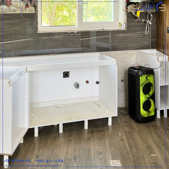 کابینت هایگلاس کوچک