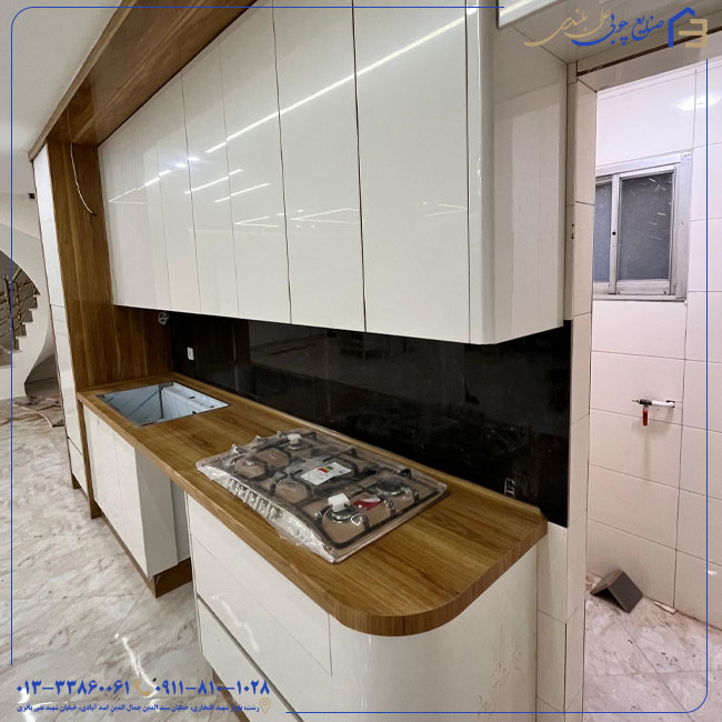 کابینت کرو با چوب هایکلاس: یک انتخاب عالی برای طراحی آشپزخانه